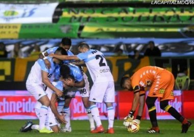 “No fue bien jugado, pero lo sacamos adelante” - La Comu de Racing