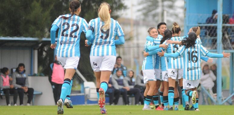 Ganó Racing y sigue en camino