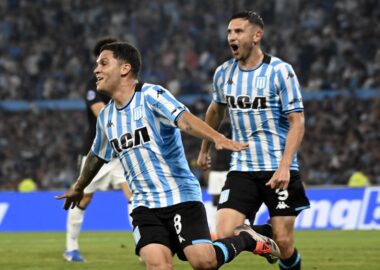 UNO X UNO: RACING ES FINALISTA DE LA SUDAMERICANA