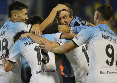 Racing vs. Estudiantes de La Plata: Formaciones, hora, árbitro y TV