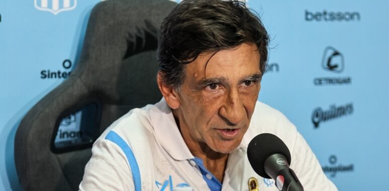 Costas afirmó que está muy conforme con el plantel de Racing