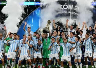 Racing no corre, late al ritmo del corazón de Costas